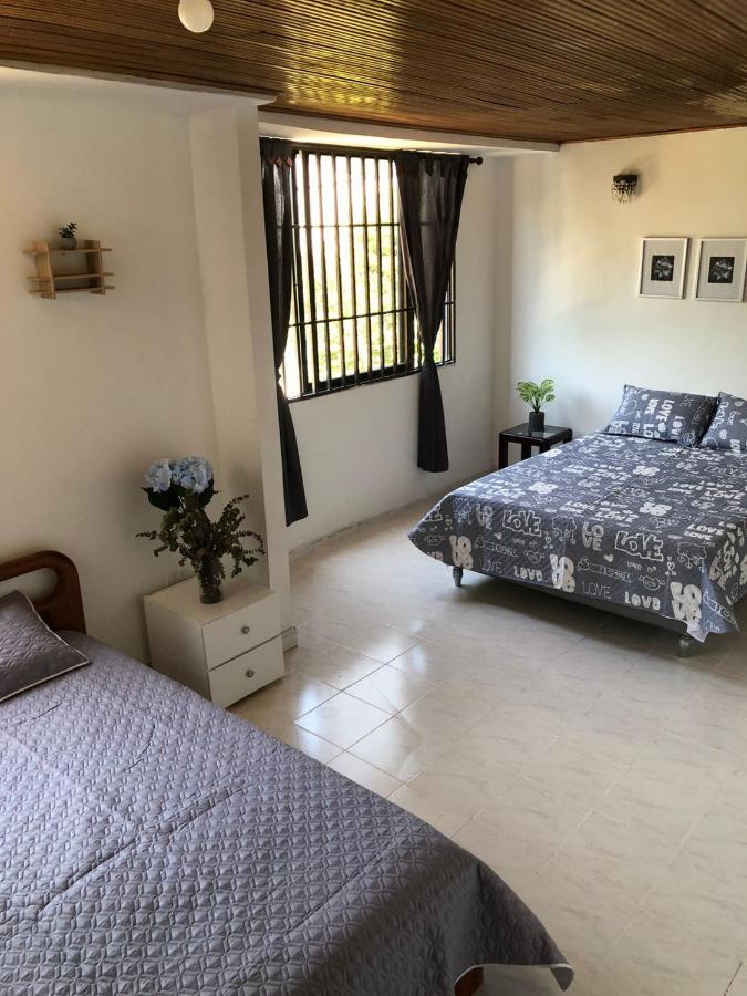 Habitaciones Independientes Cerca Al Aeropuerto 1 Cartagena Exterior foto